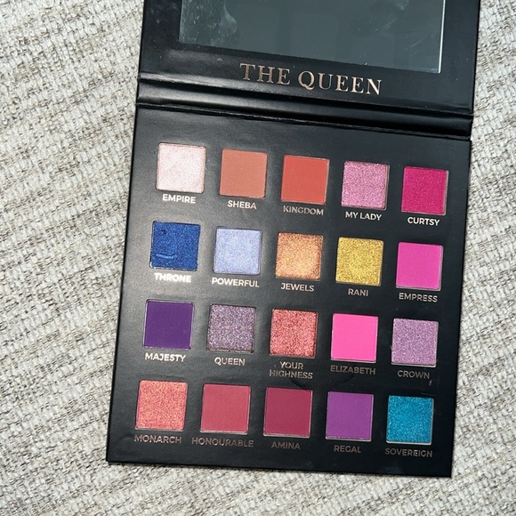The Queen Palette by Eloise - Picture 7 of 7